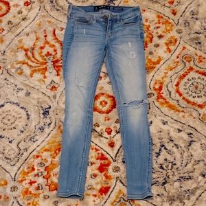 Size 1S Hollister Low Rise Super Skinny Jeans